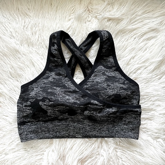 Camo Sports Bra with Surplice Bust and Unique Back Design - Picture 4 of 8